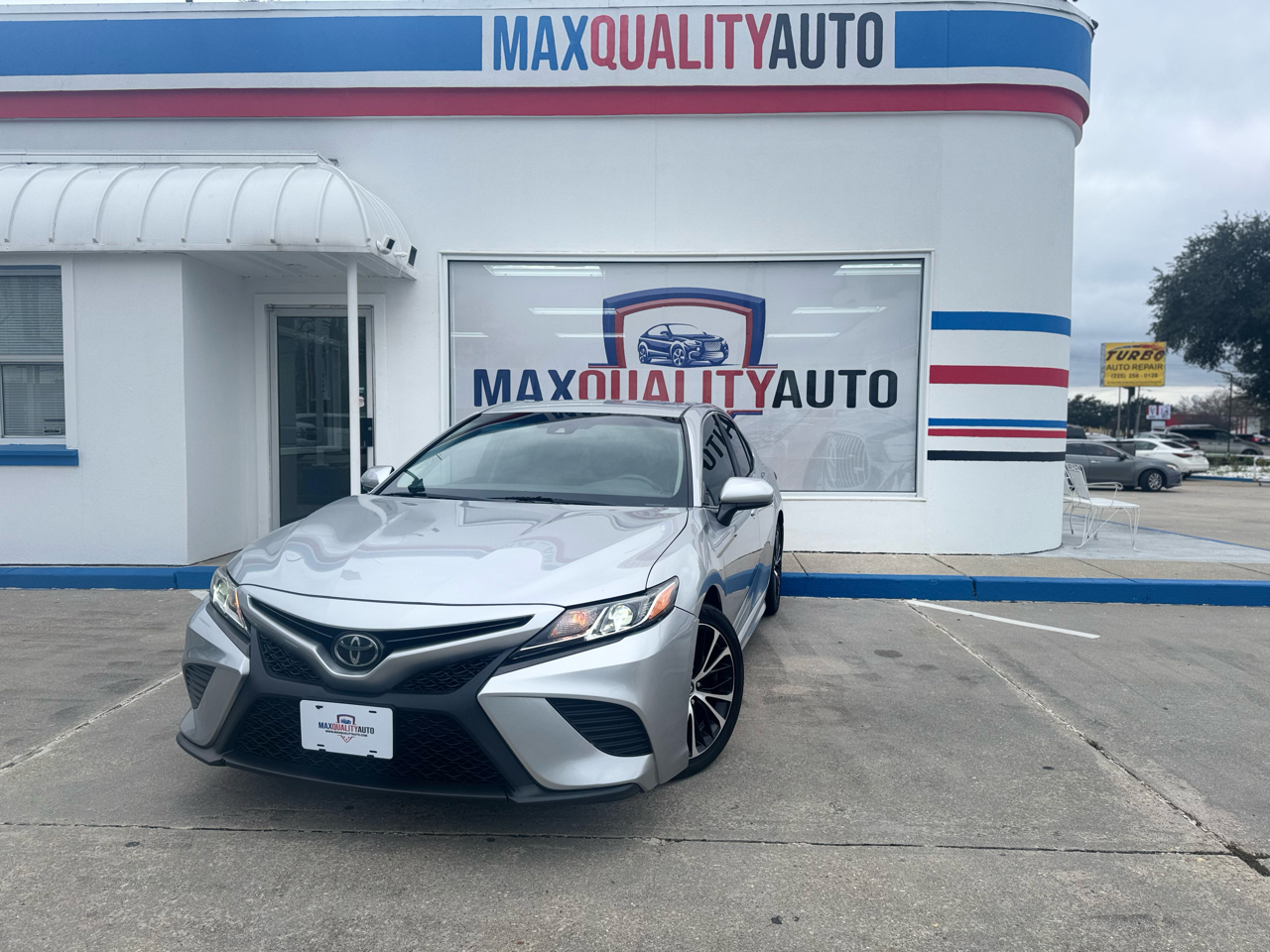 Toyota Camry SE 2018
