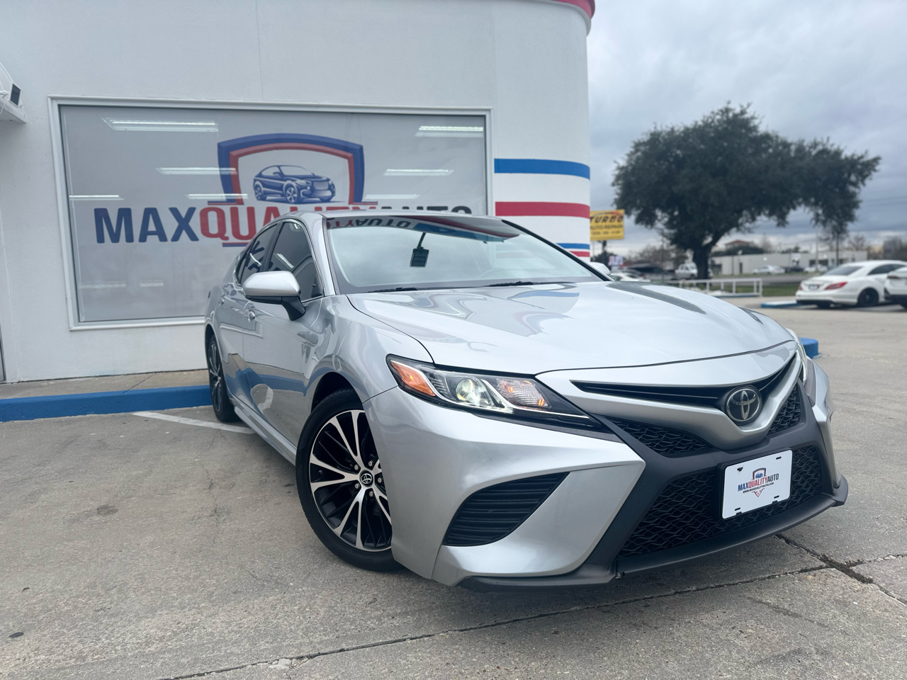 Toyota Camry SE 2018