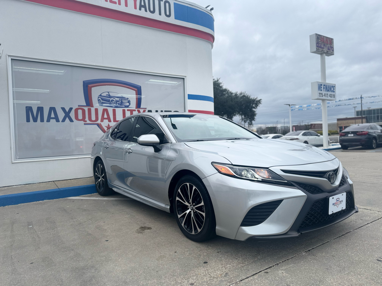 Toyota Camry SE 2018