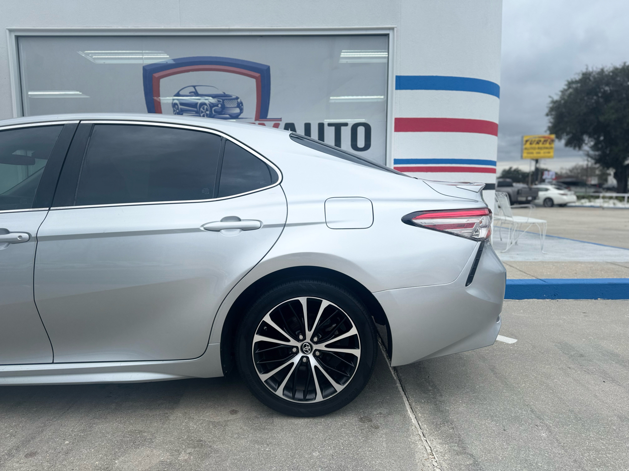 Toyota Camry SE 2018