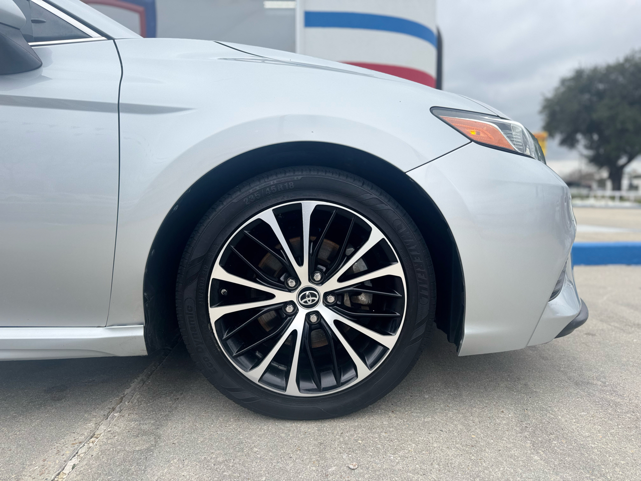 Toyota Camry SE 2018