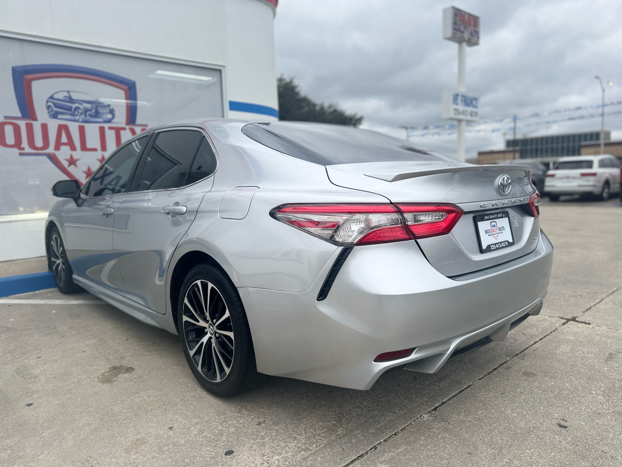Toyota Camry SE 2018