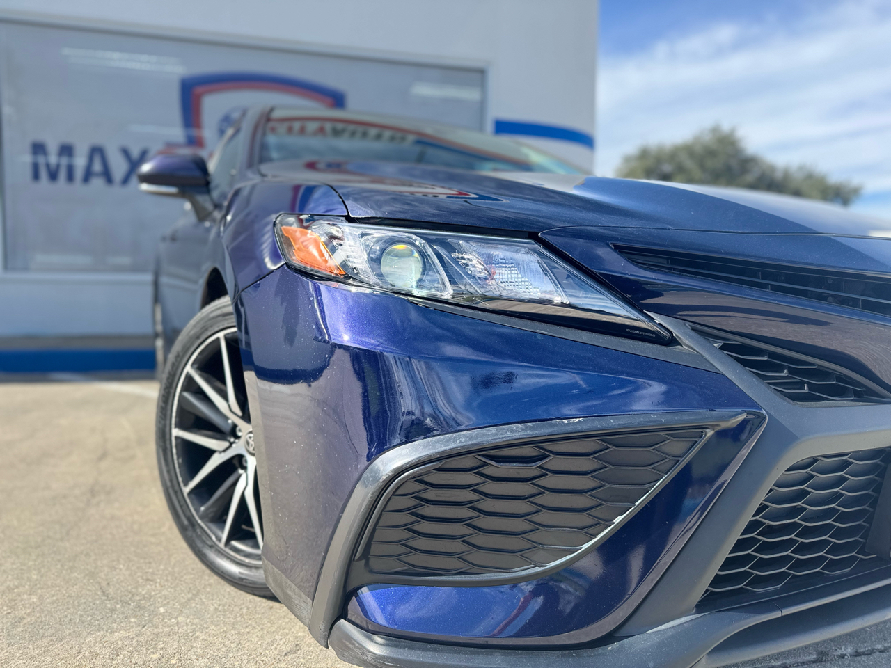 Toyota Camry SE 2022