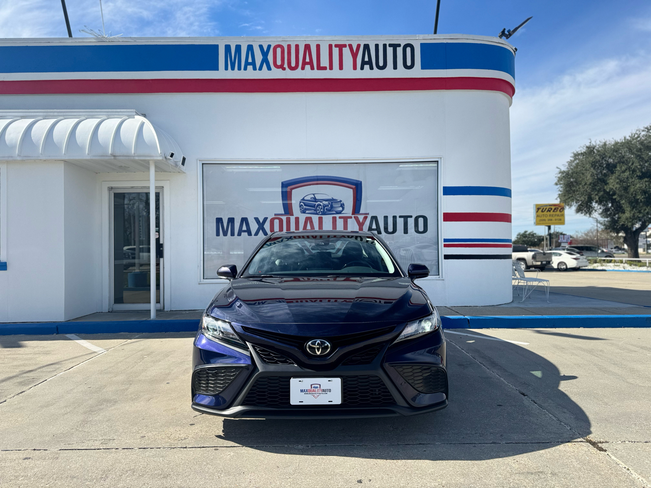 Toyota Camry SE 2022