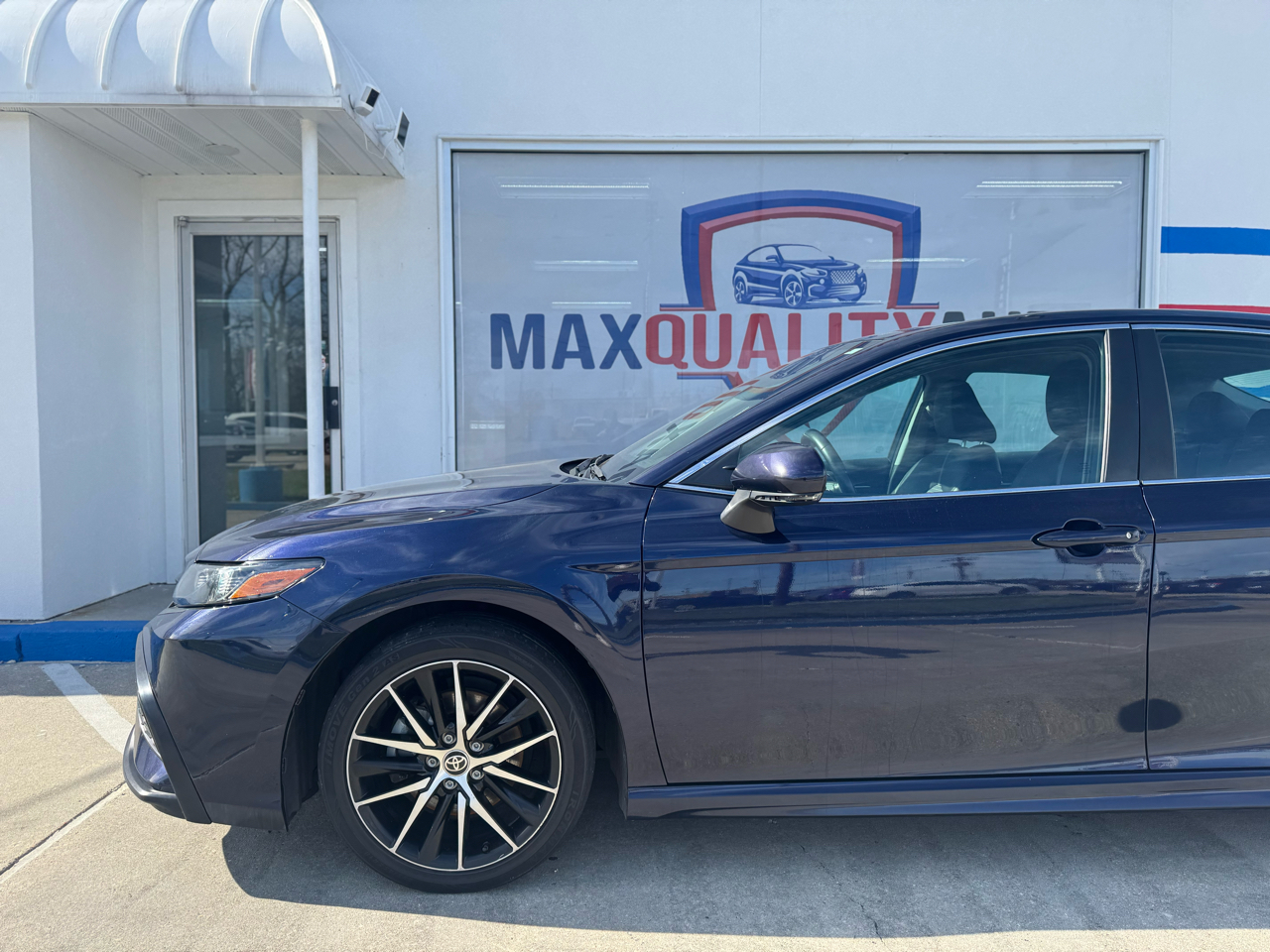 Toyota Camry SE 2022