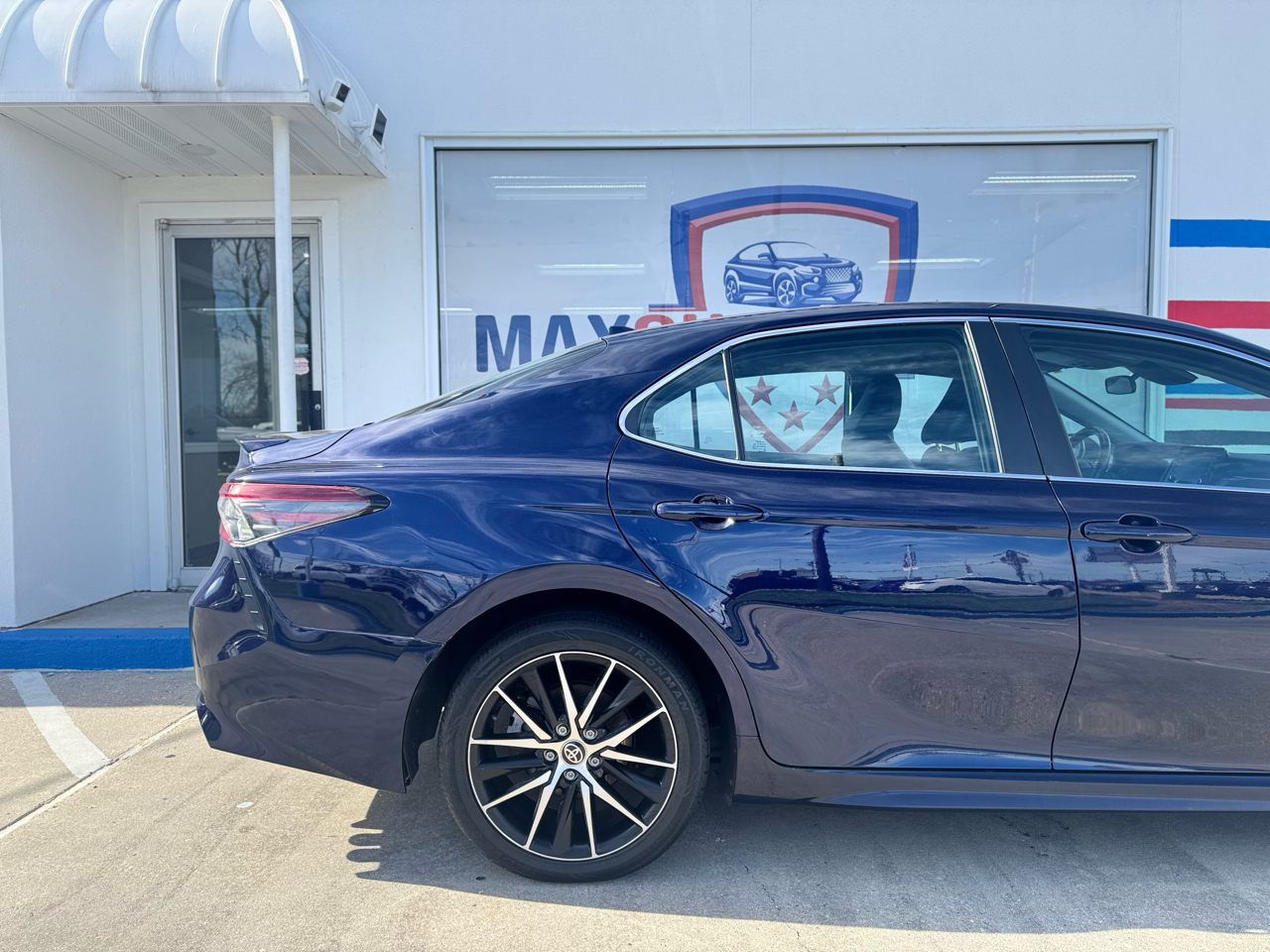 Toyota Camry SE 2022