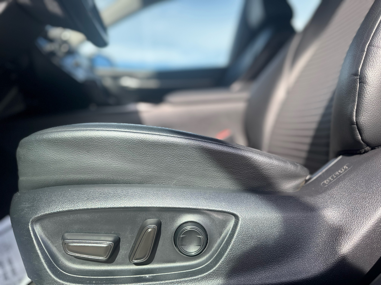 Toyota Camry SE 2022