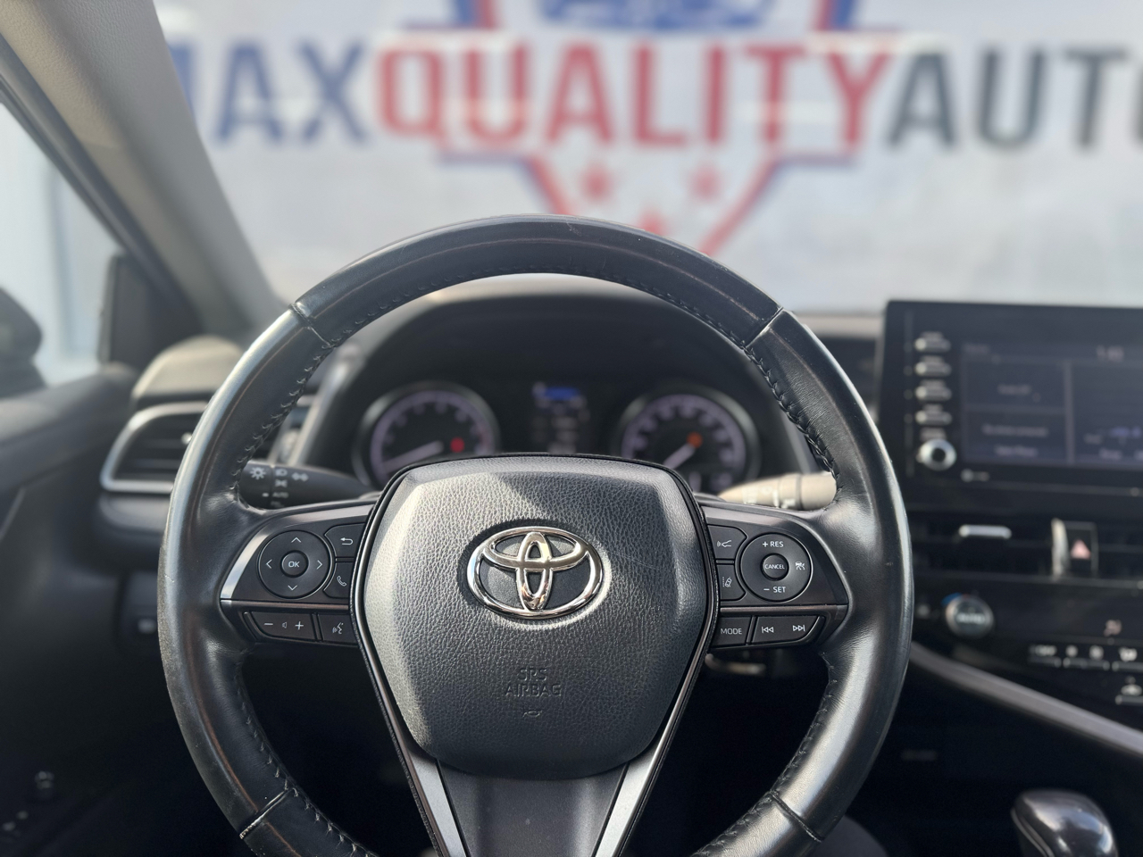 Toyota Camry SE 2022