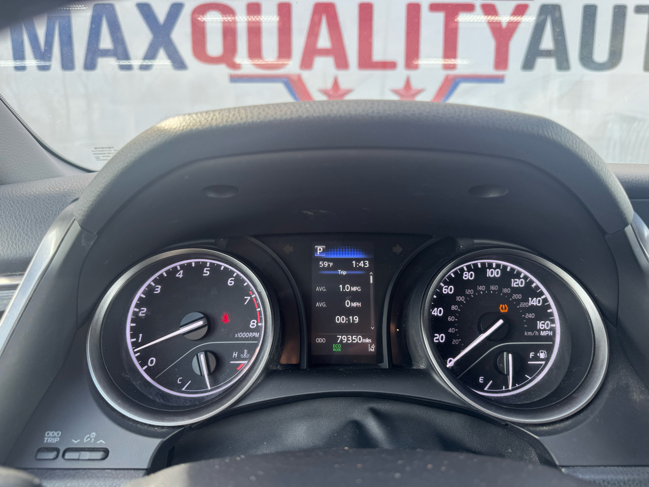 Toyota Camry SE 2022