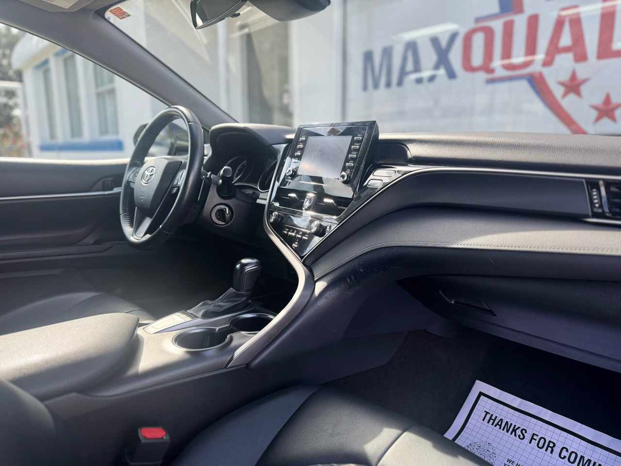 Toyota Camry SE 2022