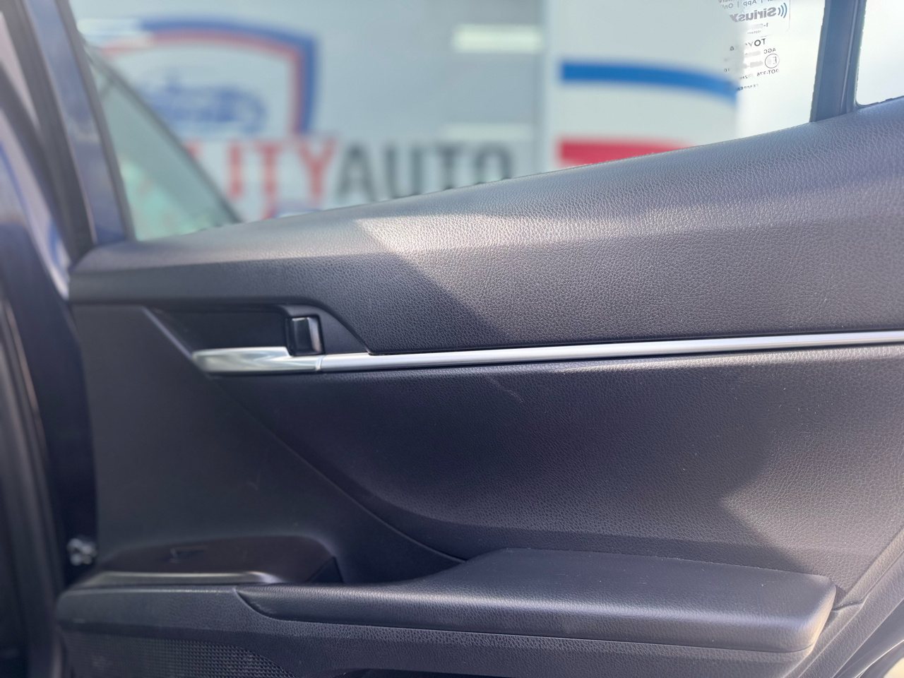 Toyota Camry SE 2022