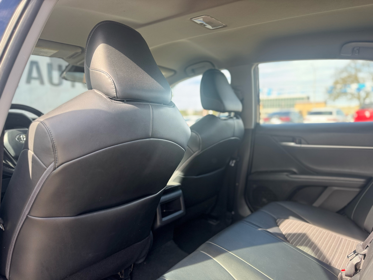 Toyota Camry SE 2022