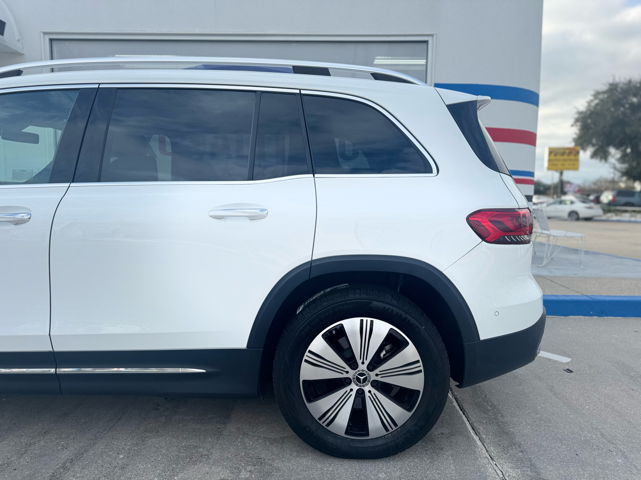 Mercedes-Benz EQB EQB250+ 2023