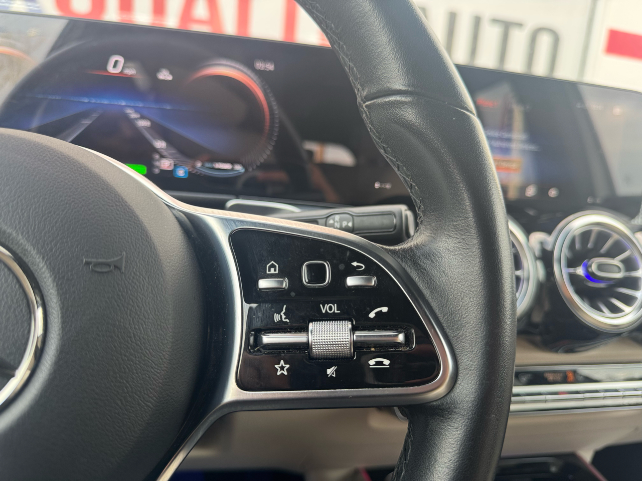 Mercedes-Benz EQB EQB250+ 2023