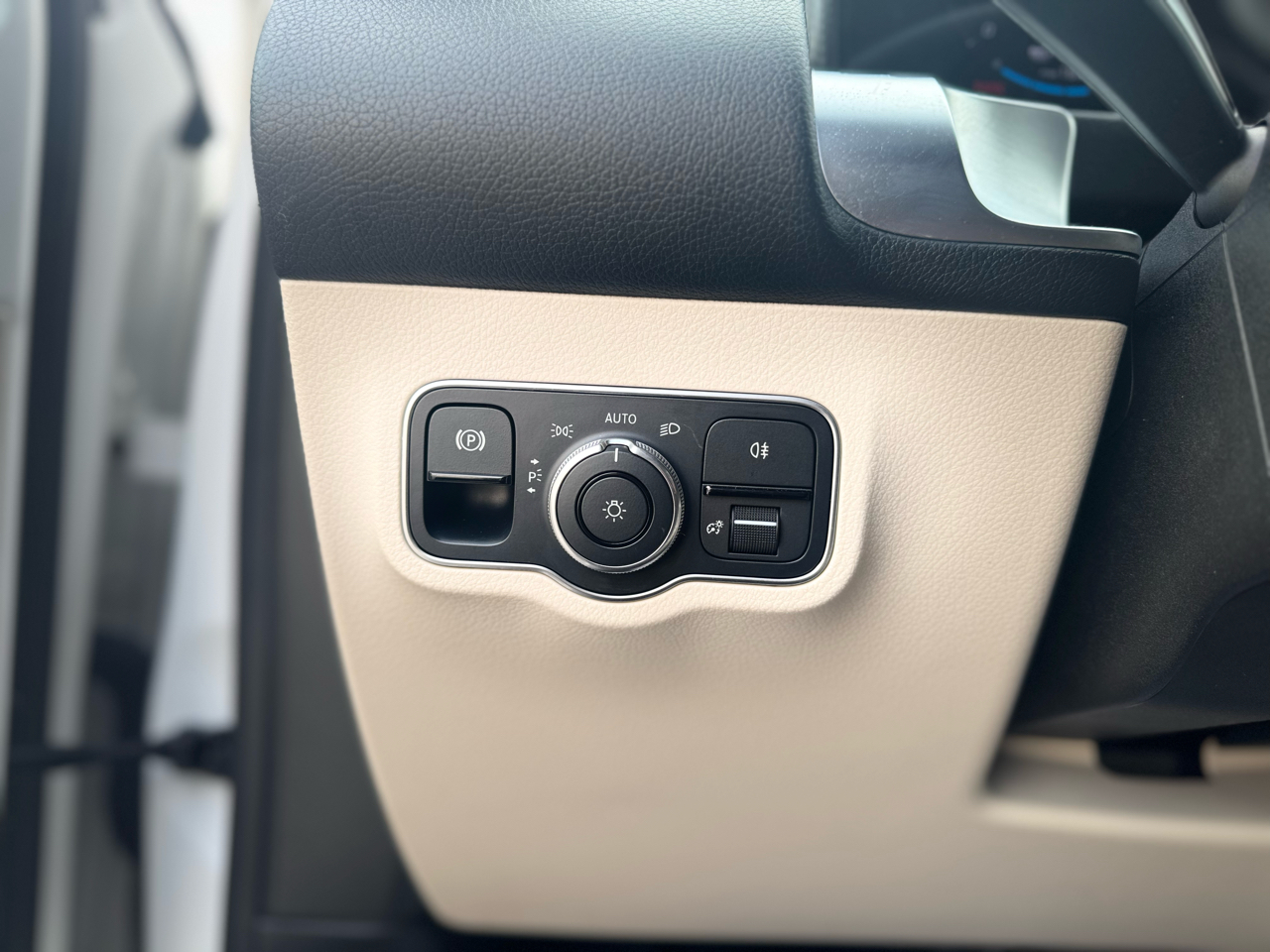 Mercedes-Benz EQB EQB250+ 2023