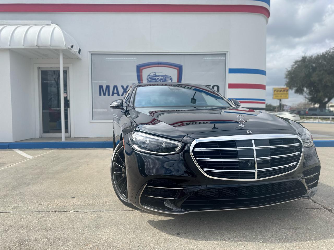 Mercedes-Benz S-Class S500 4MATIC 2023