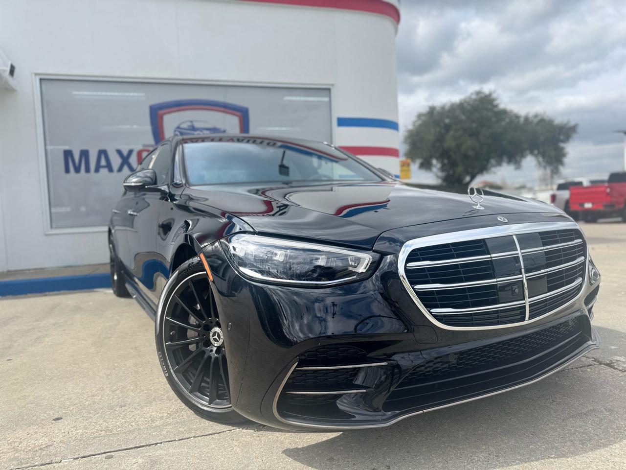 Mercedes-Benz S-Class S500 4MATIC 2023