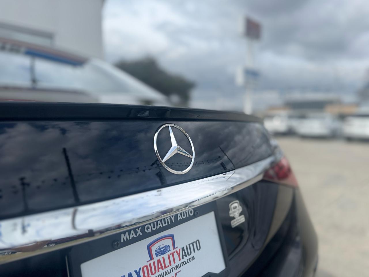 Mercedes-Benz S-Class S500 4MATIC 2023