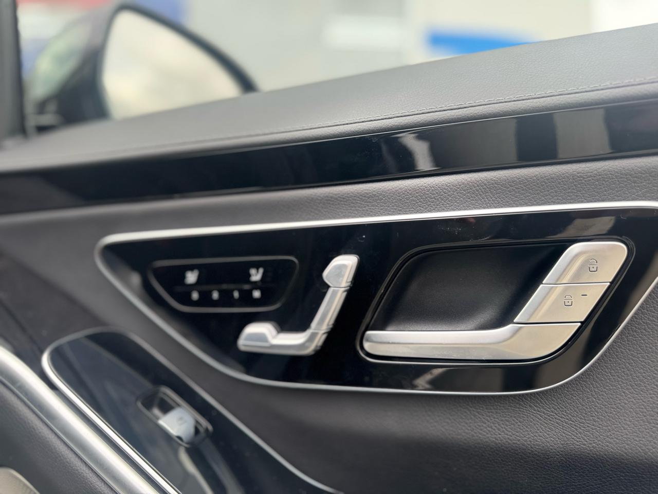 Mercedes-Benz S-Class S500 4MATIC 2023