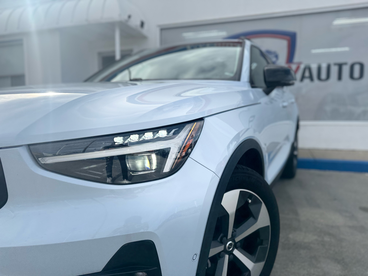 Volvo XC40 B5 Plus Dark AWD 2024