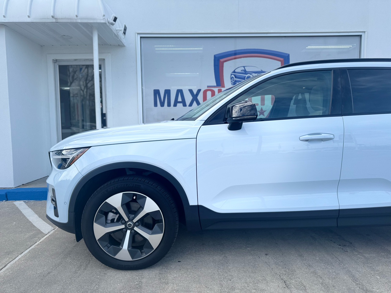 Volvo XC40 B5 Plus Dark AWD 2024