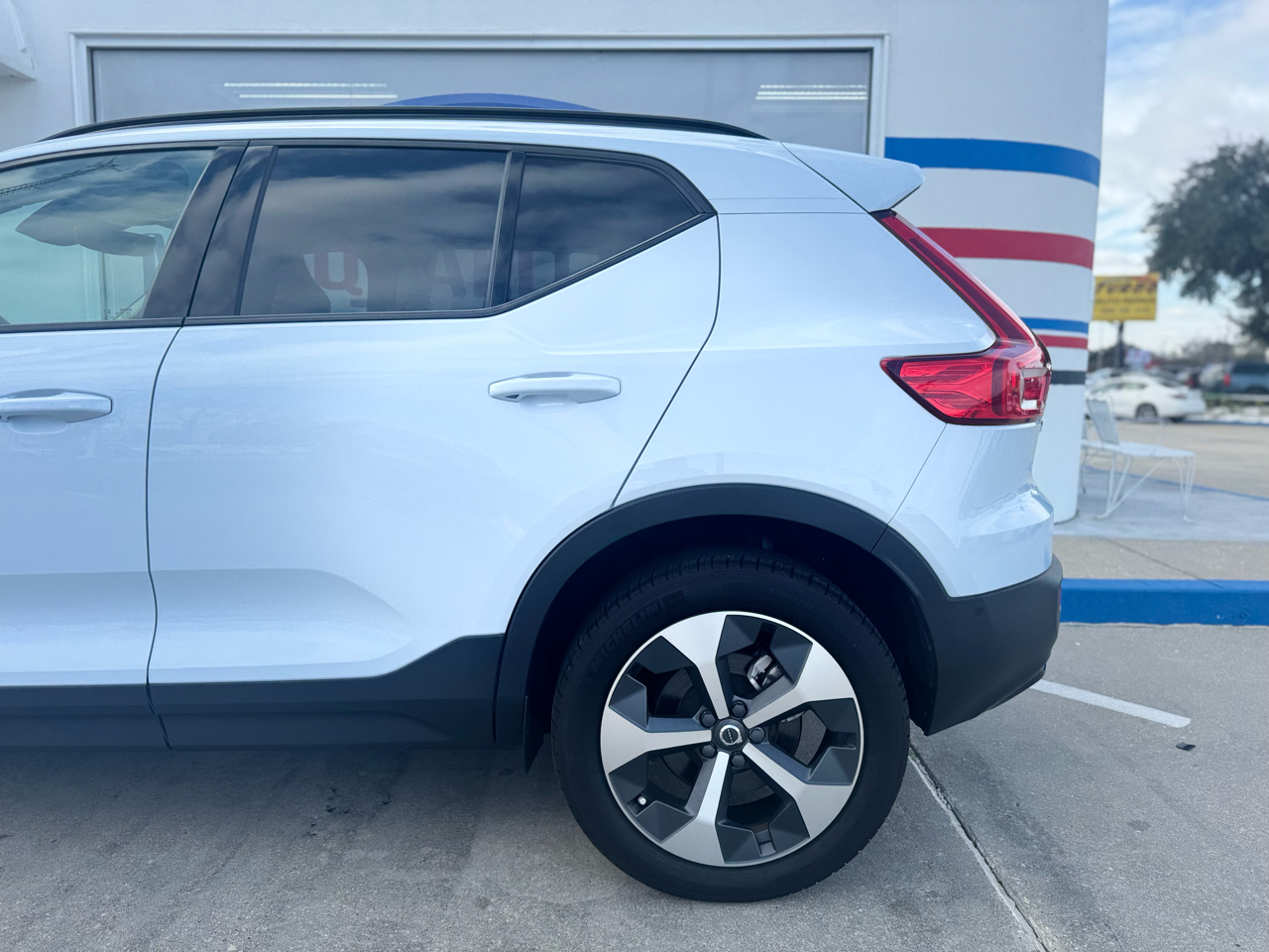 Volvo XC40 B5 Plus Dark AWD 2024