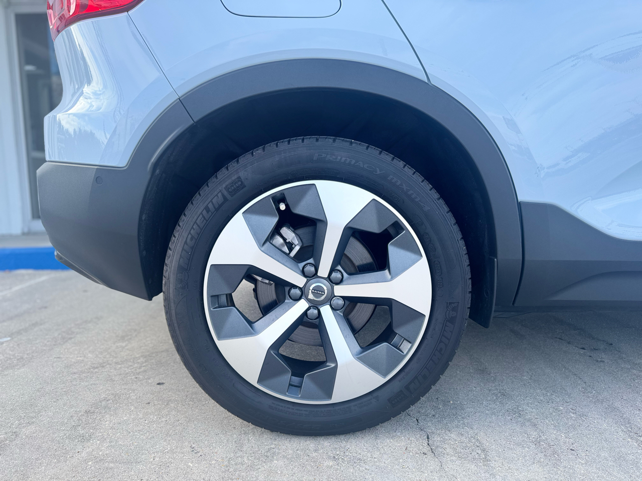 Volvo XC40 B5 Plus Dark AWD 2024