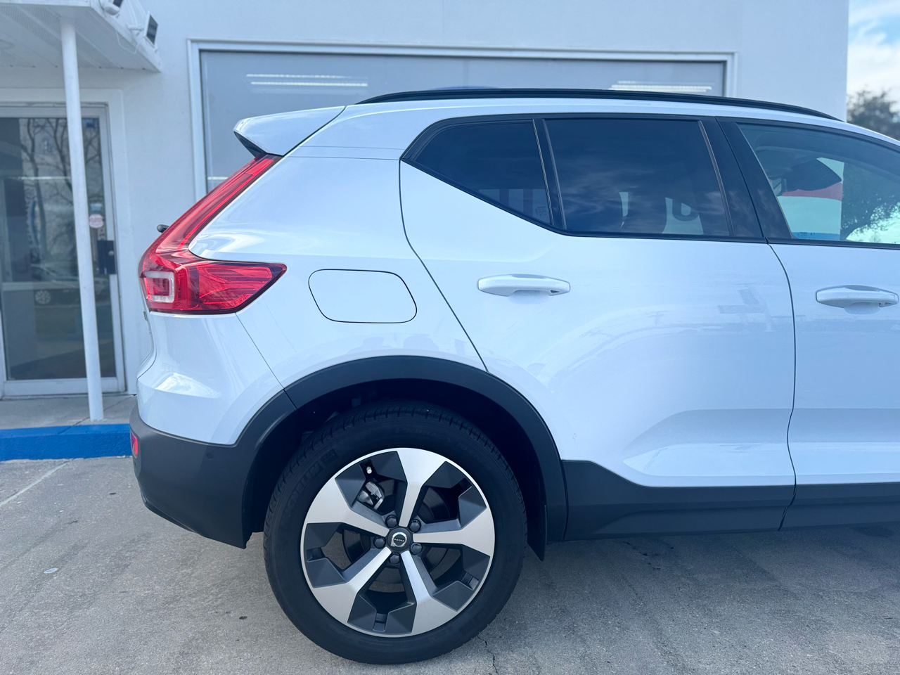Volvo XC40 B5 Plus Dark AWD 2024
