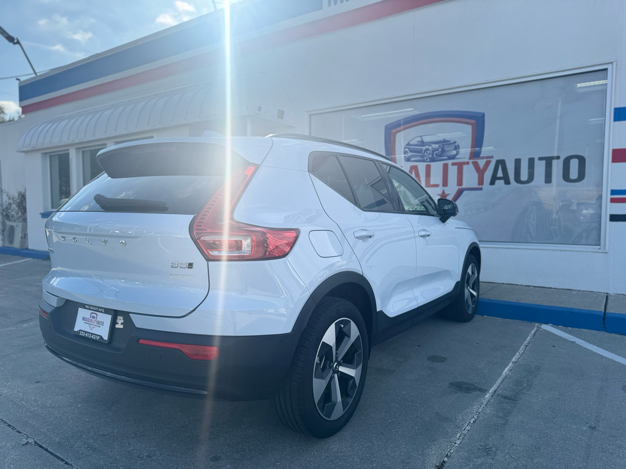Volvo XC40 B5 Plus Dark AWD 2024