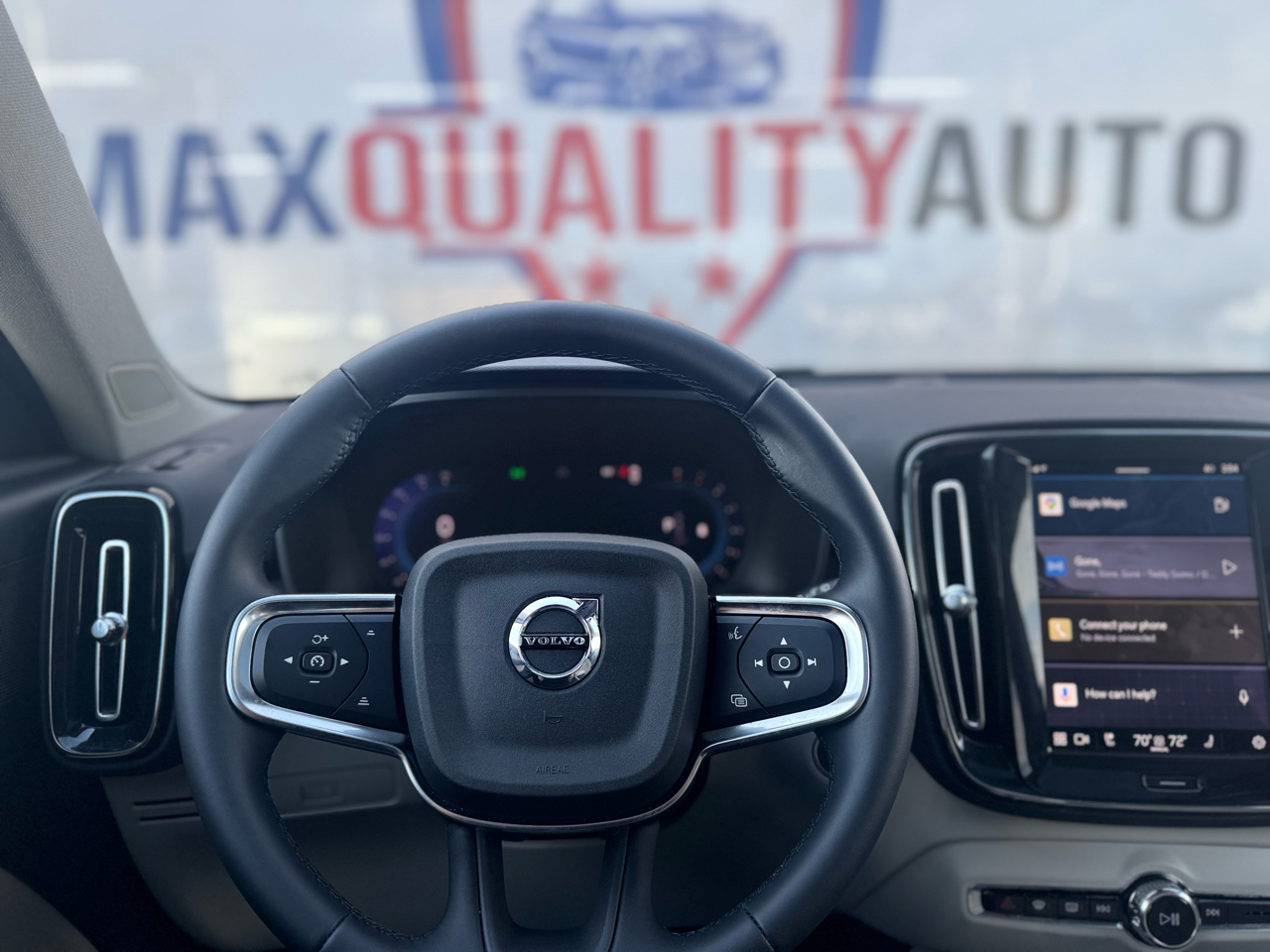 Volvo XC40 B5 Plus Dark AWD 2024