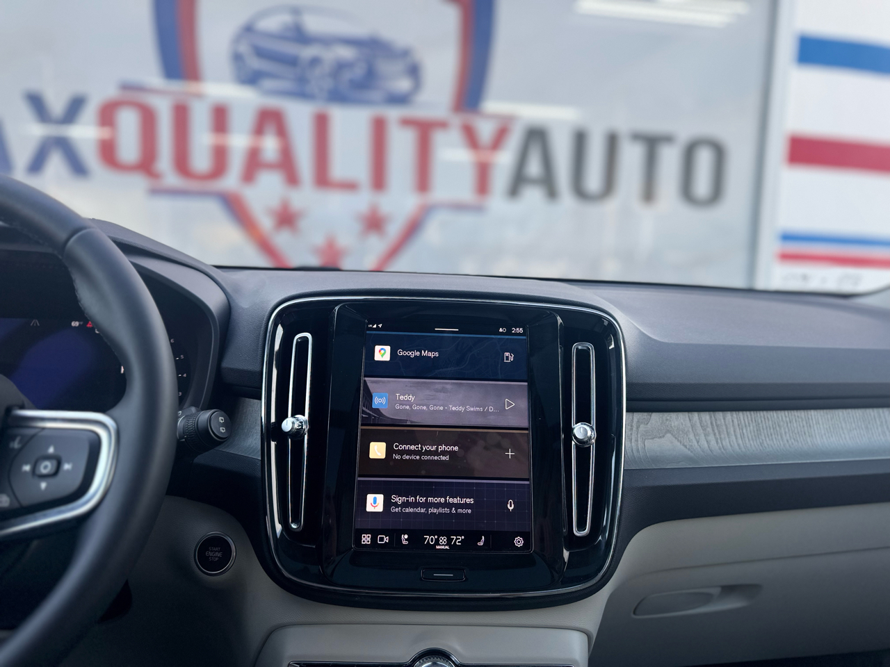 Volvo XC40 B5 Plus Dark AWD 2024