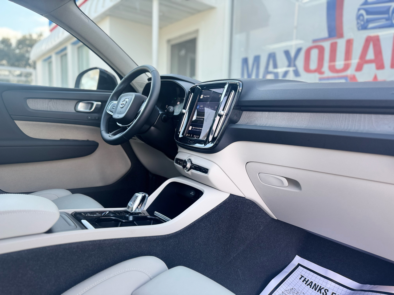 Volvo XC40 B5 Plus Dark AWD 2024