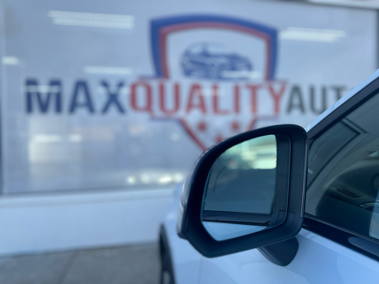 Volvo XC40 B5 Plus Dark AWD 2024