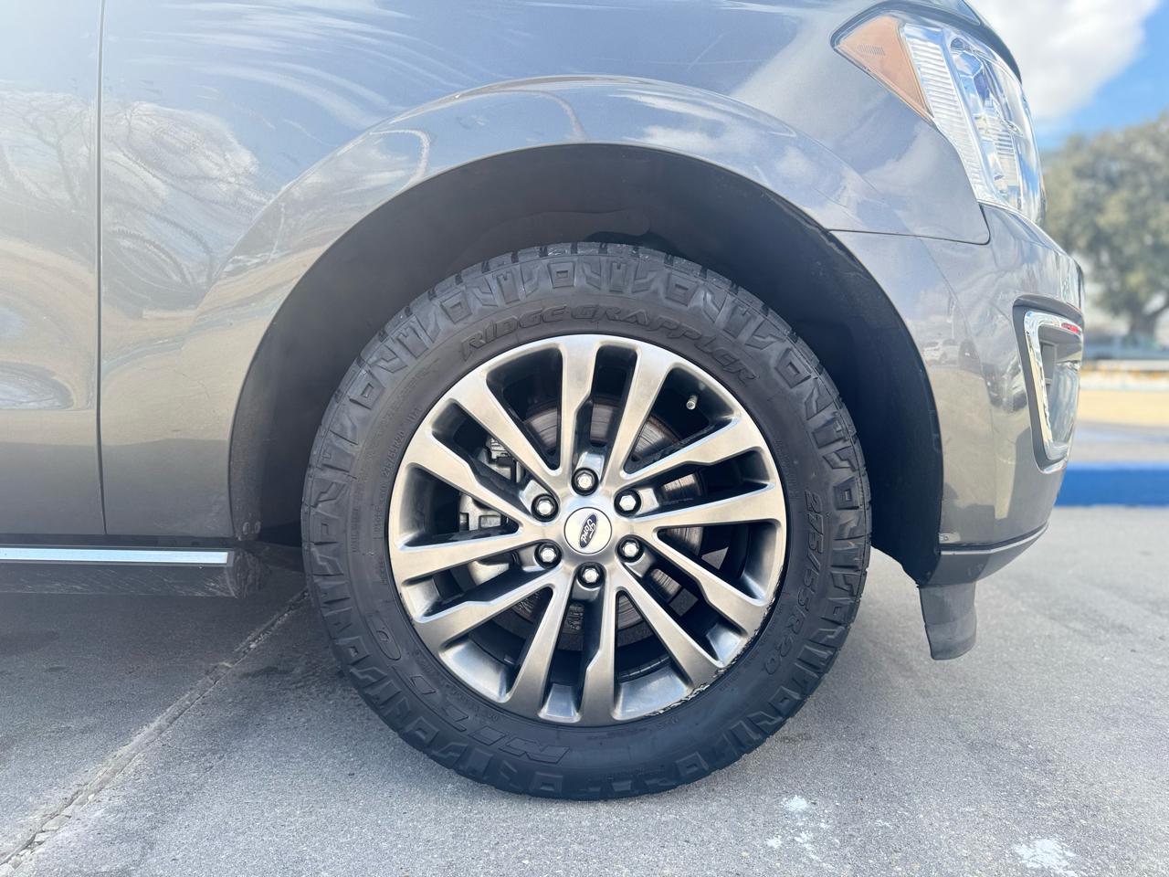 Ford Expedition Limited 2020