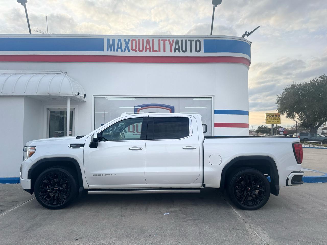 GMC Sierra 1500 Denali Crew Cab 4WD 2021