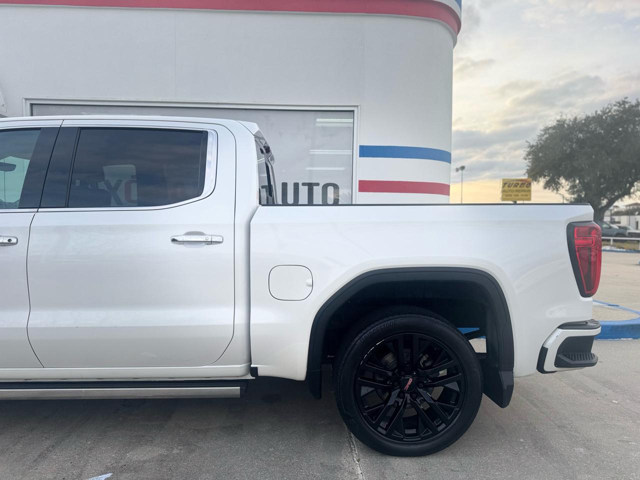 GMC Sierra 1500 Denali Crew Cab 4WD 2021