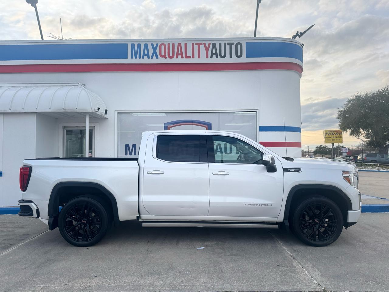 GMC Sierra 1500 Denali Crew Cab 4WD 2021