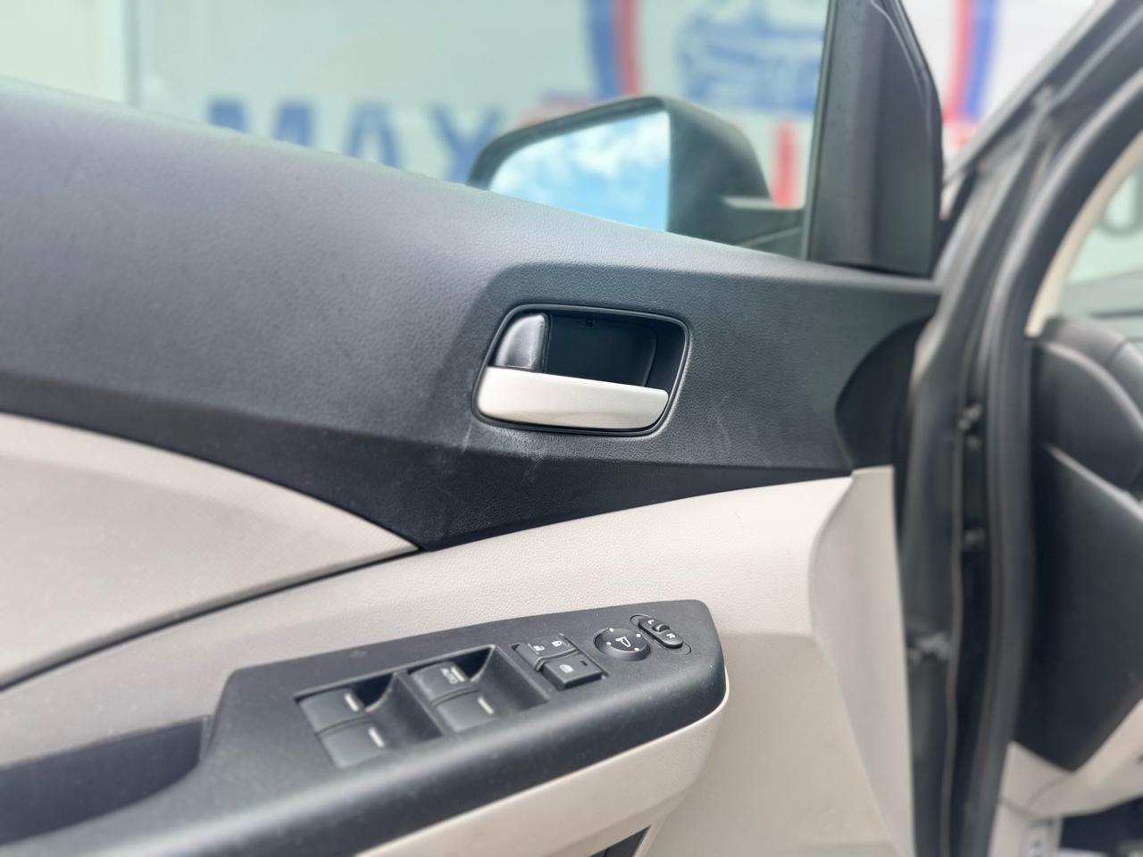 Honda CR-V LX 2WD 5-Speed AT 2013