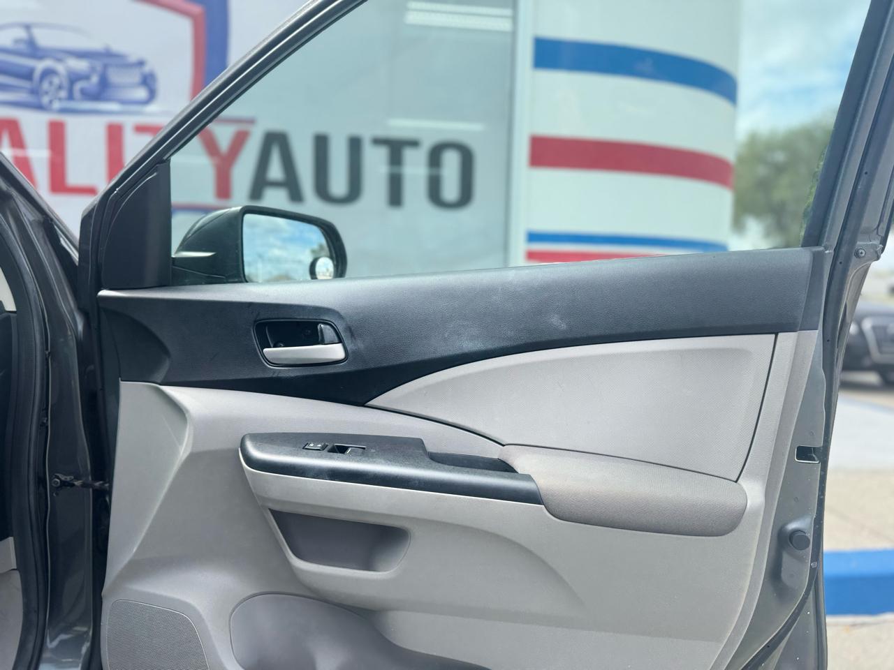 Honda CR-V LX 2WD 5-Speed AT 2013