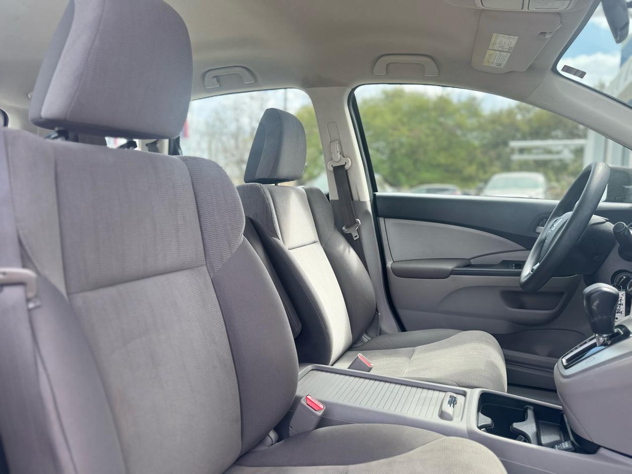 Honda CR-V LX 2WD 5-Speed AT 2013