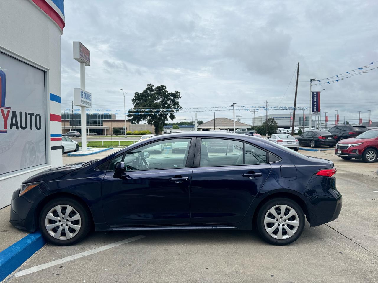 Toyota Corolla LE 2022