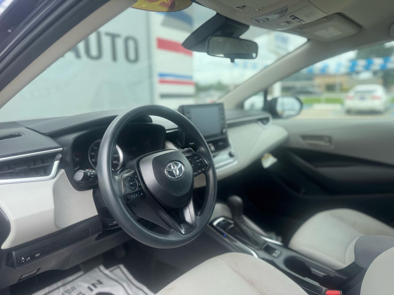 Toyota Corolla LE 2022