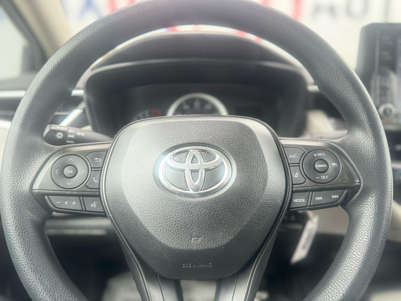 Toyota Corolla LE 2022