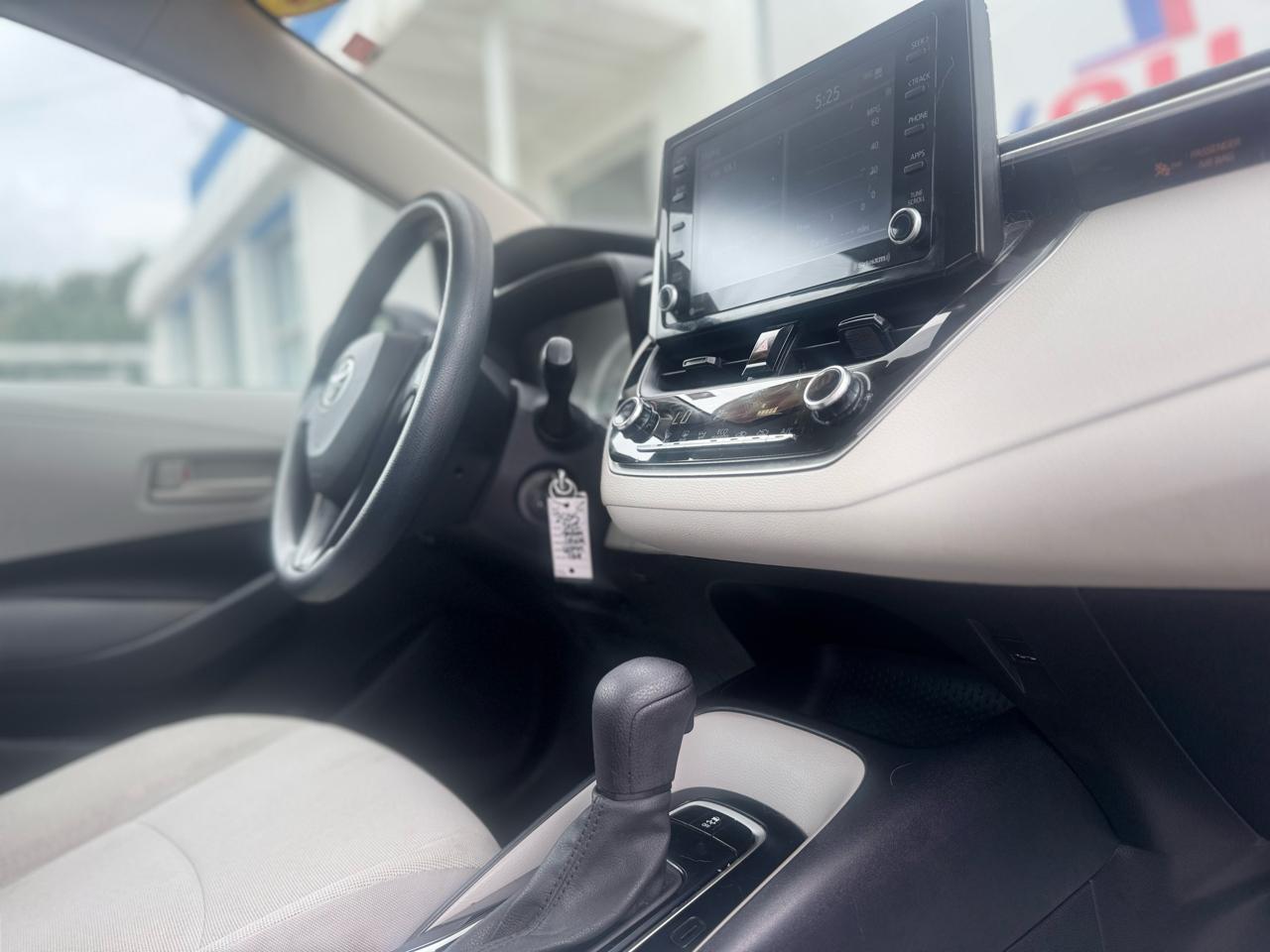 Toyota Corolla LE 2022