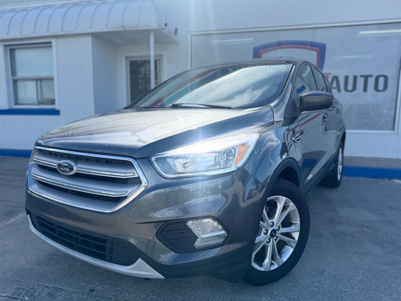 Ford Escape SE FWD 2019
