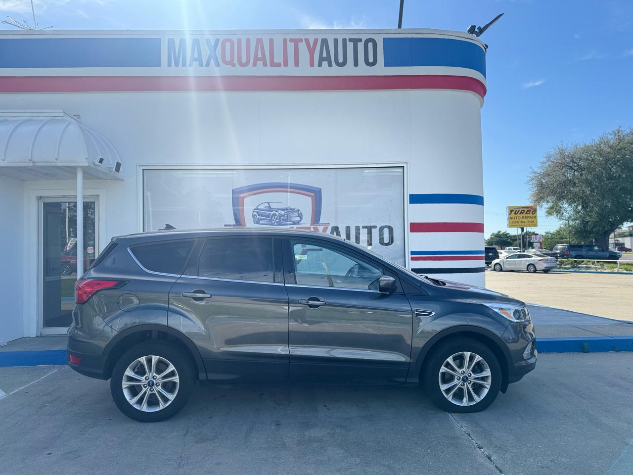 Ford Escape SE FWD 2019