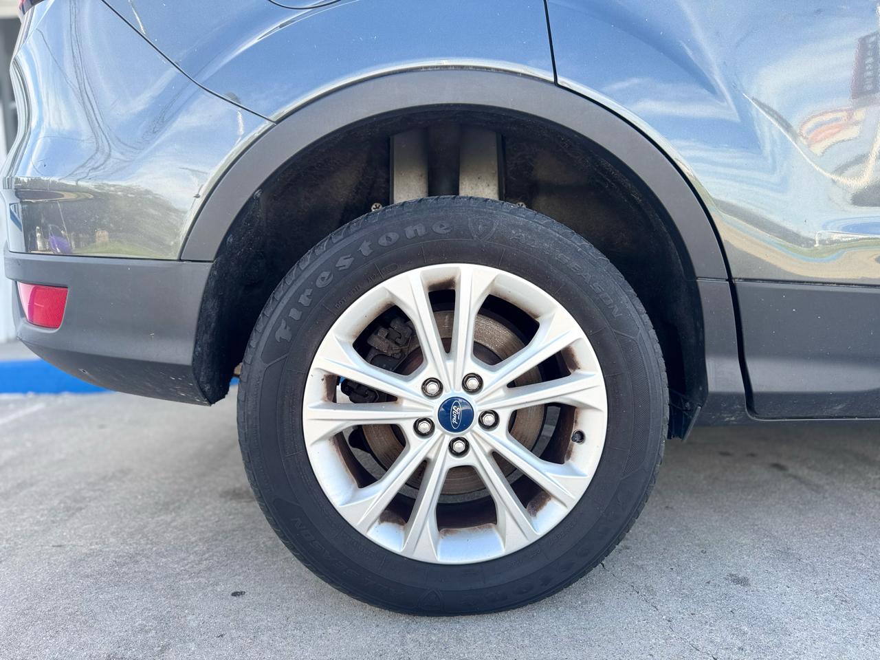 Ford Escape SE FWD 2019