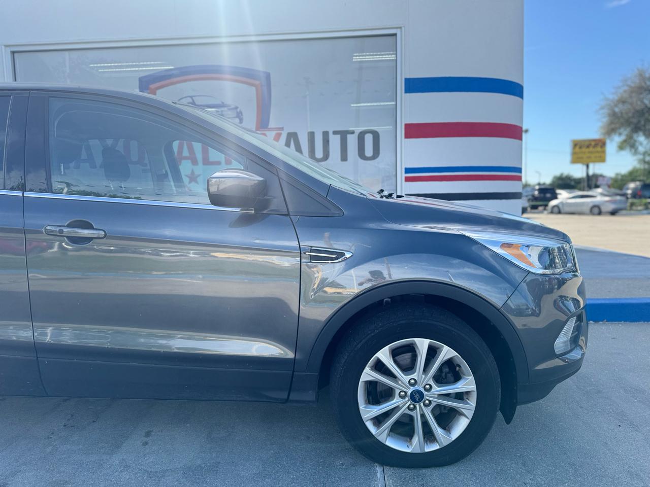Ford Escape SE FWD 2019