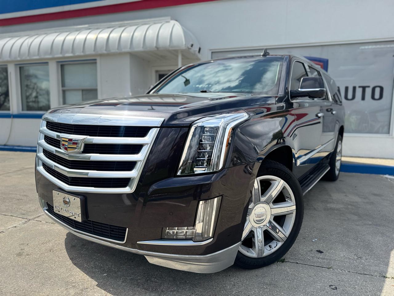 Cadillac Escalade ESV Luxury 4WD 2016