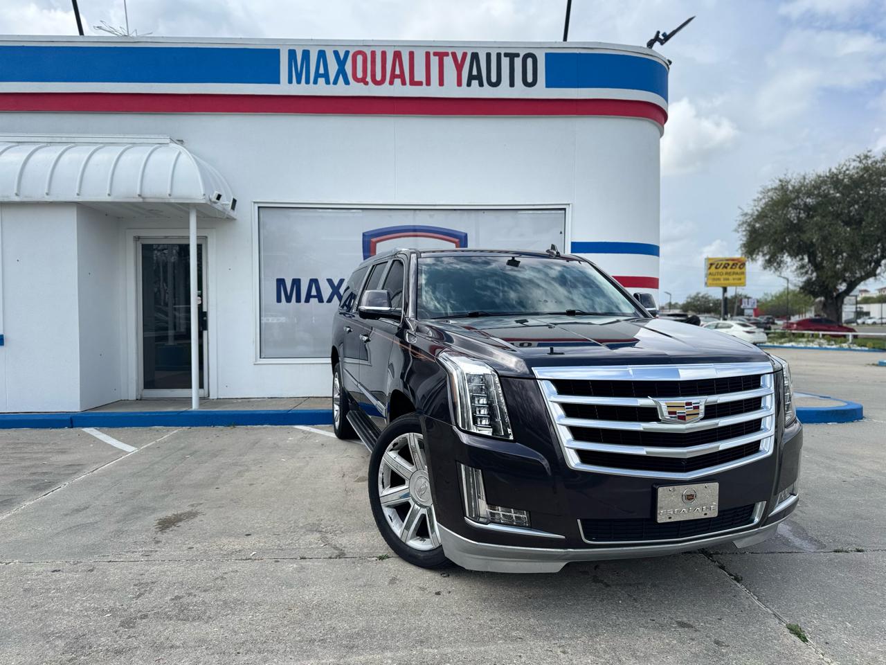 Cadillac Escalade ESV Luxury 4WD 2016